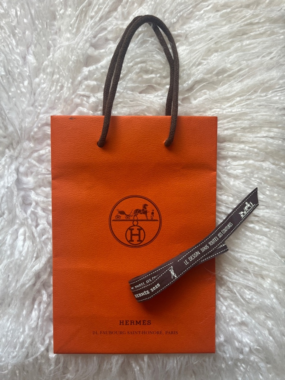 Hermes Orange Logo Gift Bag & ribbon like new!